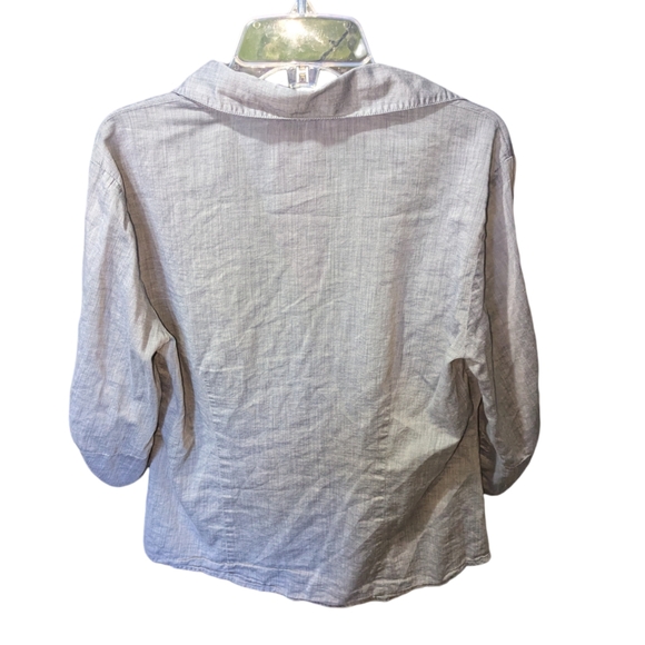 ANN Taylor| Button Down Blouse Shirt Light Gray Long Sleeves |Size: 4 - Picture 3 of 9